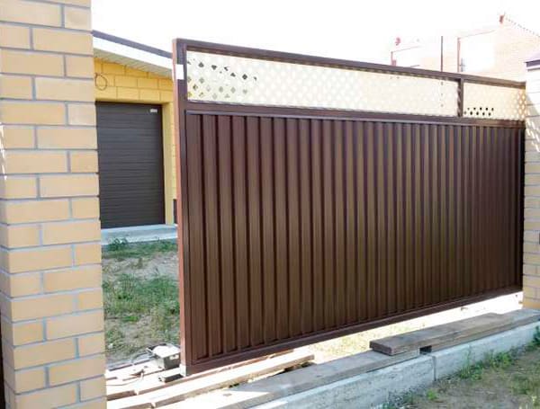 Эстетика и Надежность: Ворота Grand Line для Вашего Дома в Северске от 36946 руб