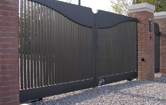 Купить новые ворота Абакан откатные в Северске по цене от 82560 руб